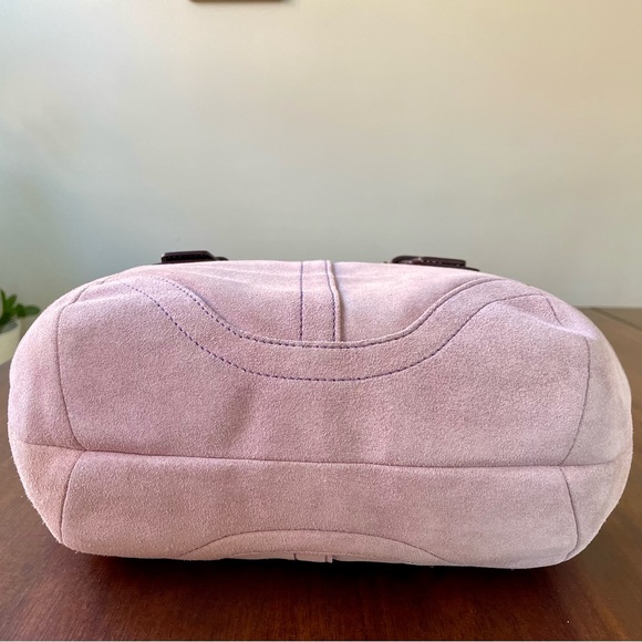 Vintage Coach Suede Tote in Lilac Purple - Picture 8 of 16
